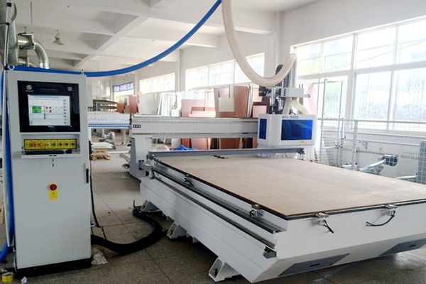 SKL數控板材加工中心